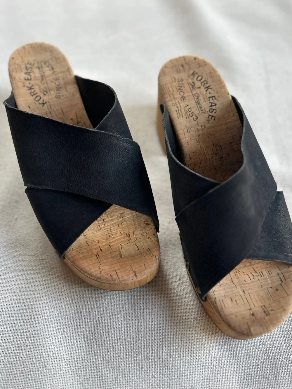 KORK-EASE Tatum Black Leather Crisscross Platform Clog Slide Sandals | 8